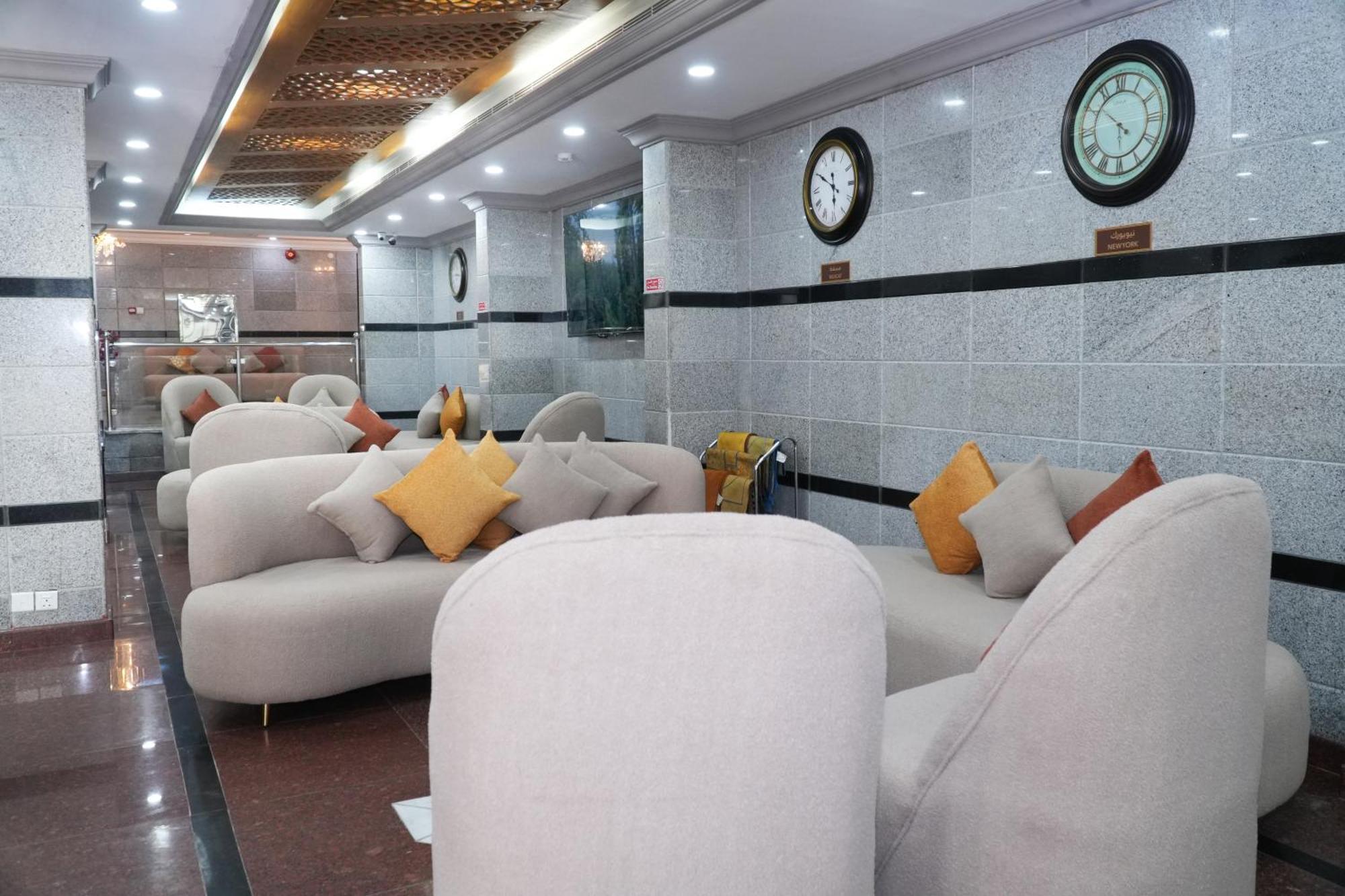 Ab شقة
